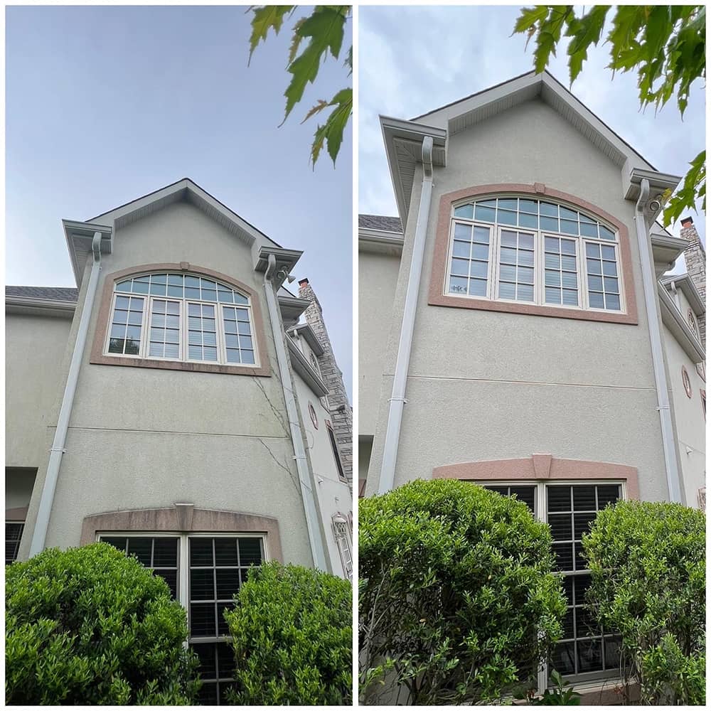 beige home with sand colored trim before and after cleaning