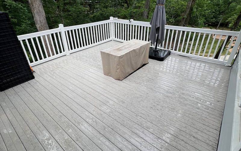 deck with patio items after cleaning